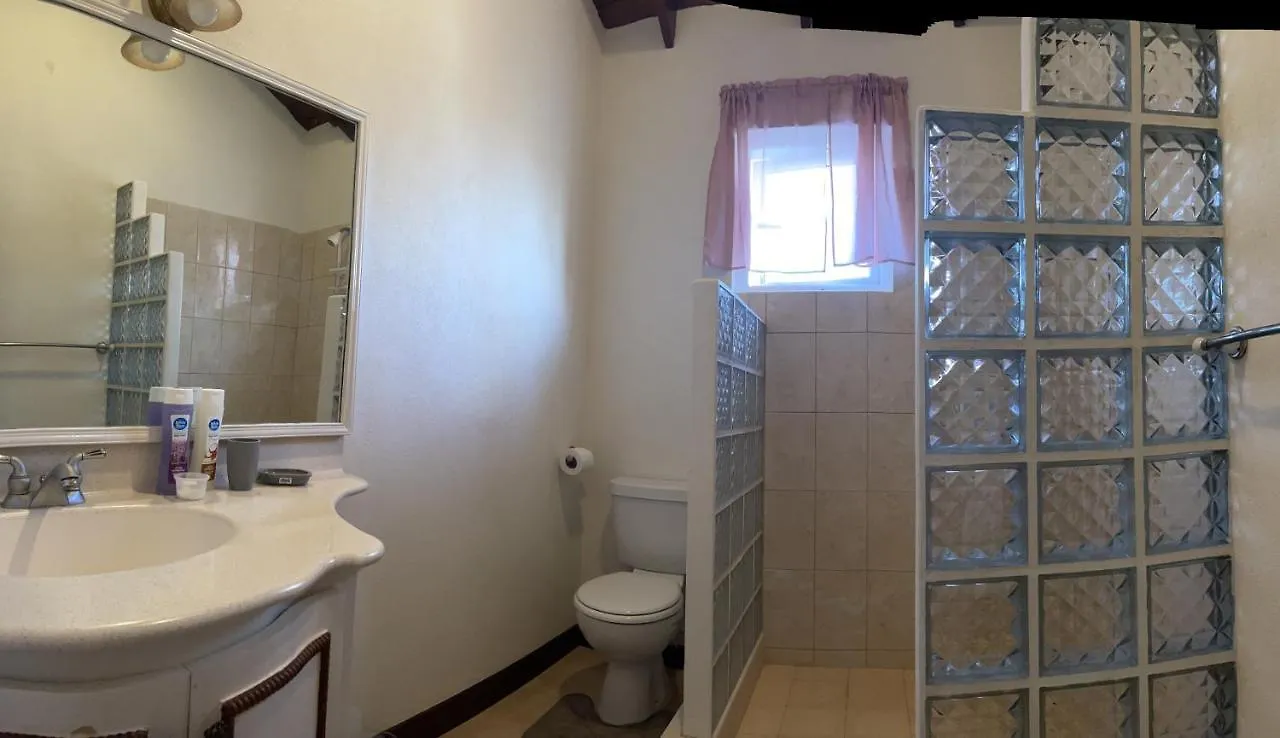'Jasper' Private Room With Shared Bathroom Saint Philip Ubytování v soukromí